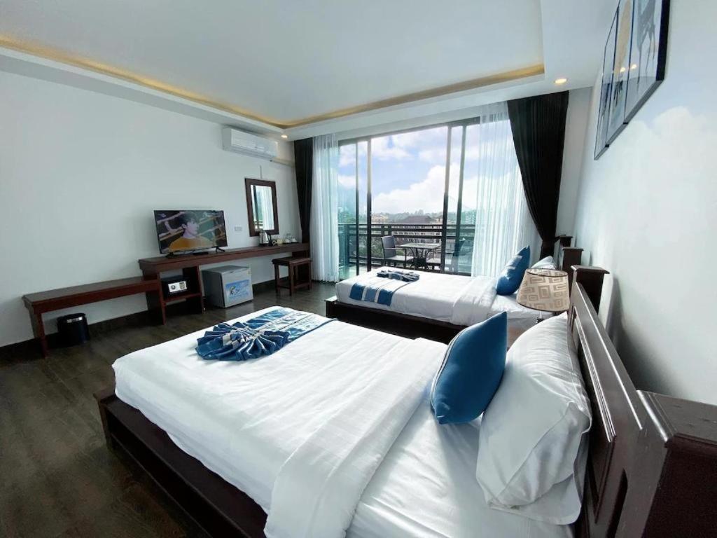 Vang Vieng Topview Hotel Exterior foto